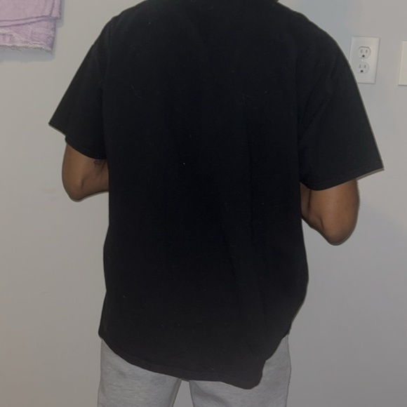 Disney - 'The Little Mermaid' t shirt color black w design on front 100% Cotton - Picture 5 of 5